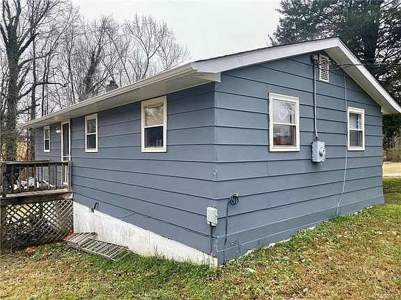 4th image of 9331 Park St