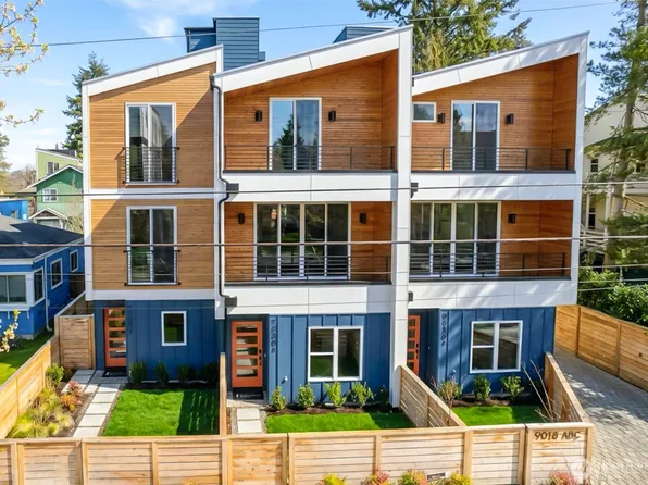 9020 13th Avenue NW #B, Seattle, WA 98117