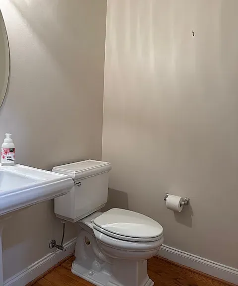 748 Moore Ave — Photo 20