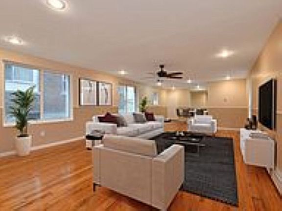 3rd image of 3452 Ely Ave #C