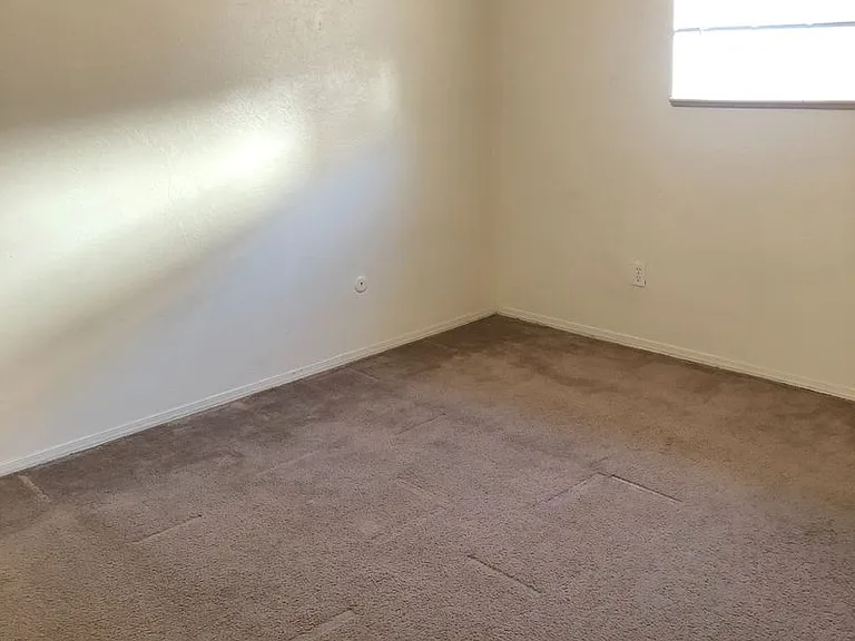 518 22nd St #8 — Photo 10