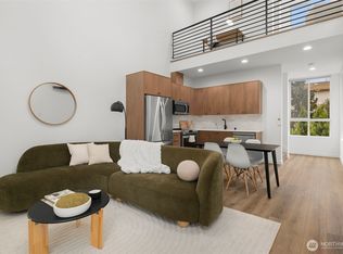 1508 18th Avenue #E, Seattle, WA 98122