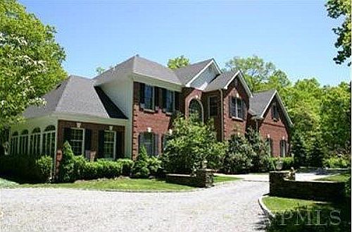 2nd image of 16 Bishop Rd
