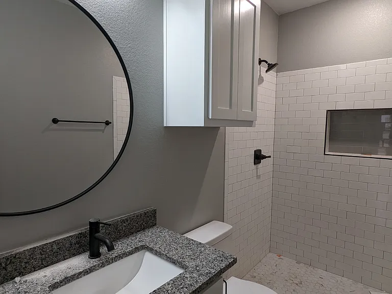 1215 Oak Dr #103 — Photo 9