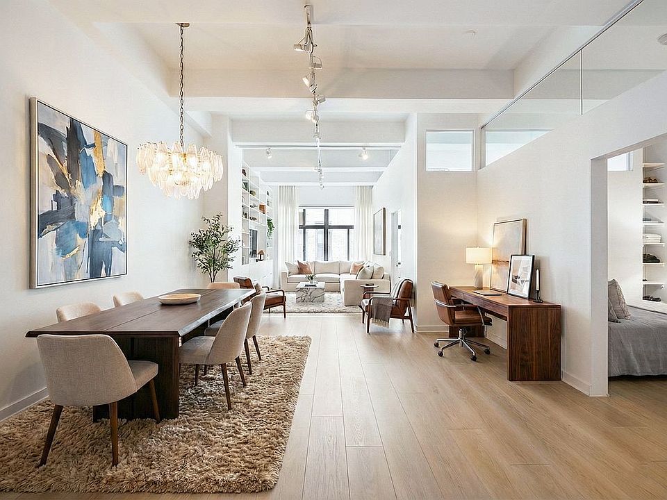 1st image of 529 W 42nd St APT 5E