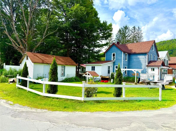 61 Cottage Street, Roscoe, NY 12776
