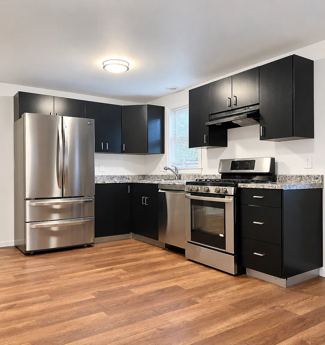 3 bed, 1.5 bath, 1404 sqft, $3,400 — Photo 1