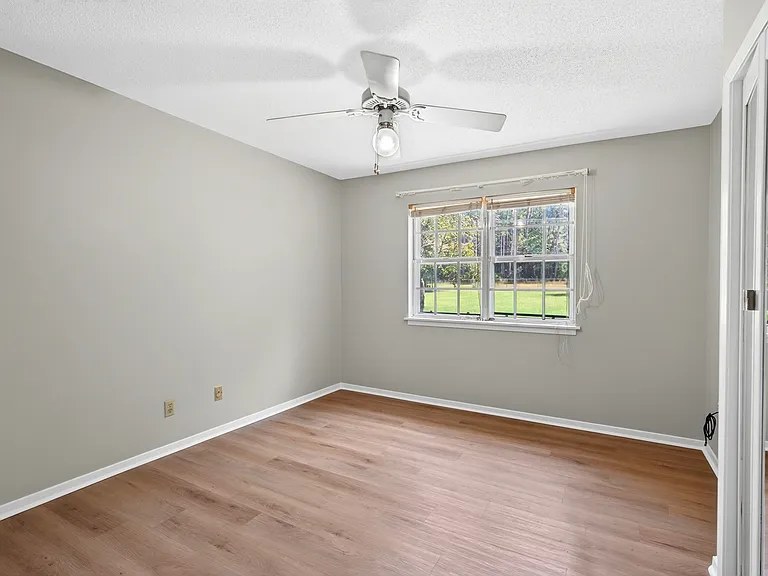 14320 Mallett Rd — Photo 24