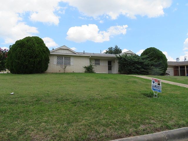 1st image of 1721 NW 50th St