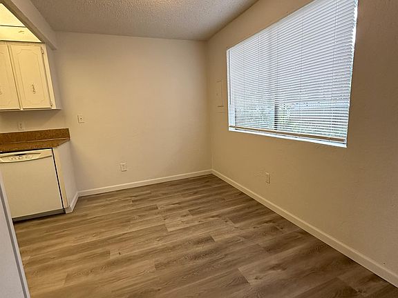 3rd image of 316 Trailblazer St SE #3