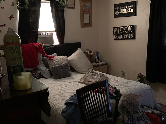 4th image of 3002 Avenue Q