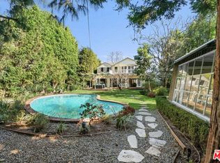 523 Avondale Ave, Los Angeles, CA 90049