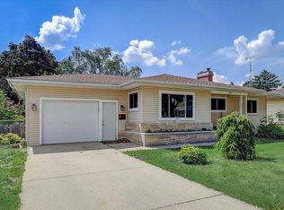 904 West St, Beaver Dam, WI 53916