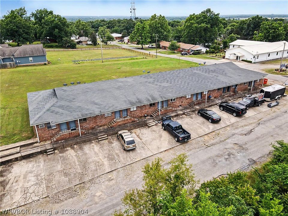 1st image of 317 Young St