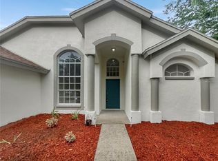 16612 Lake Heather Dr, Tampa, FL 33618