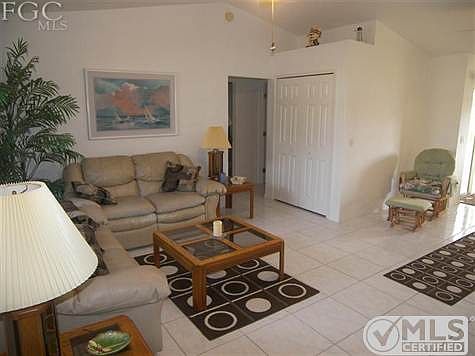 4th image of 1625 NW 31st Pl