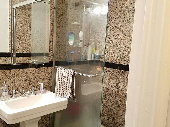 3rd image of 279 E 44th St APT 10A