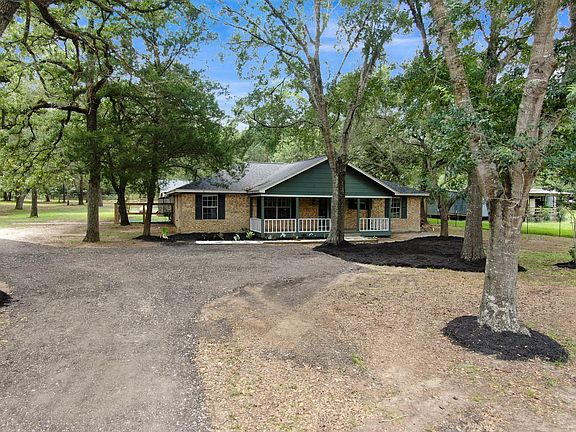3rd image of 25483 Brushy Creek Dr
