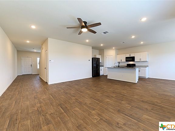 5th image of 484 Euclid Ln