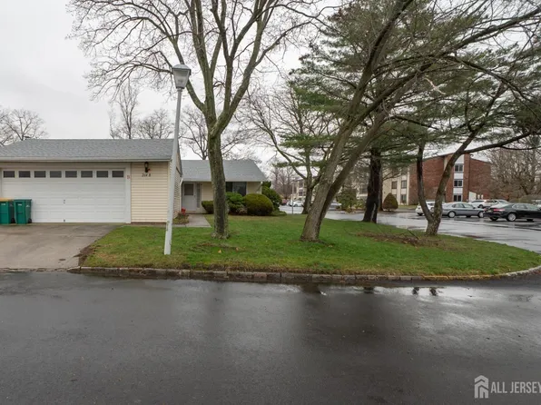 264B Crosse Dr, Monroe Township, NJ 08831