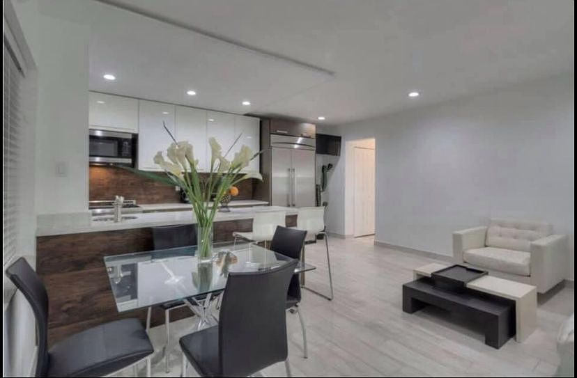 1st image of 655 Meridian Ave APT 1
