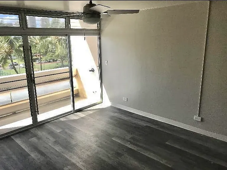500 University Ave #515 — Photo 14