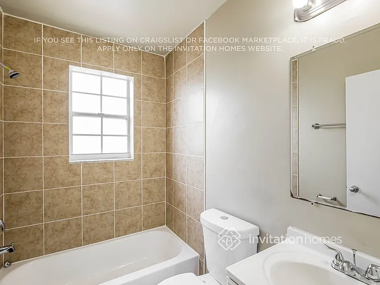 14002 SW 161st Ter — Photo 16