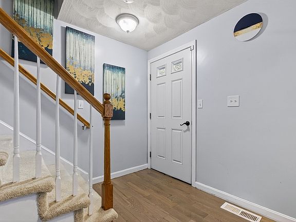 3rd image of 59 Nevins Rd #59