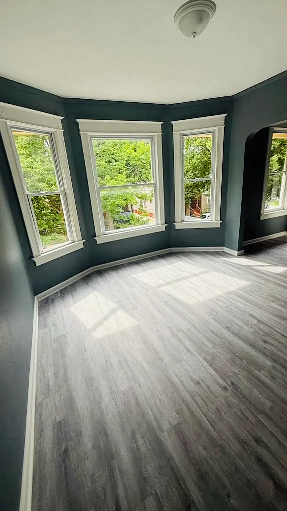 3 bed, 1200 sqft, $1,400 — Photo 3