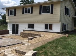 2139 Echo Hill Rd, Marion, IA 52302