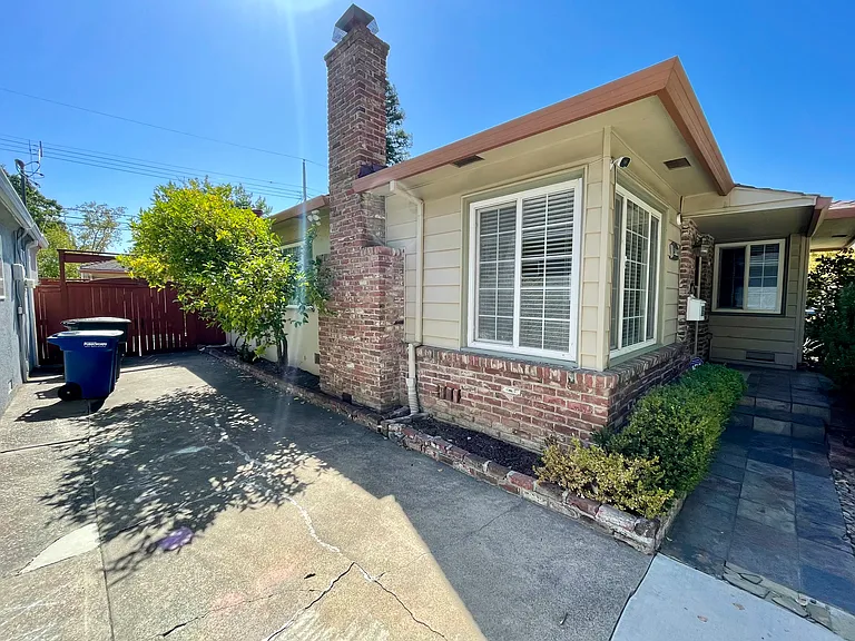 5008 8th Ave — Photo 6
