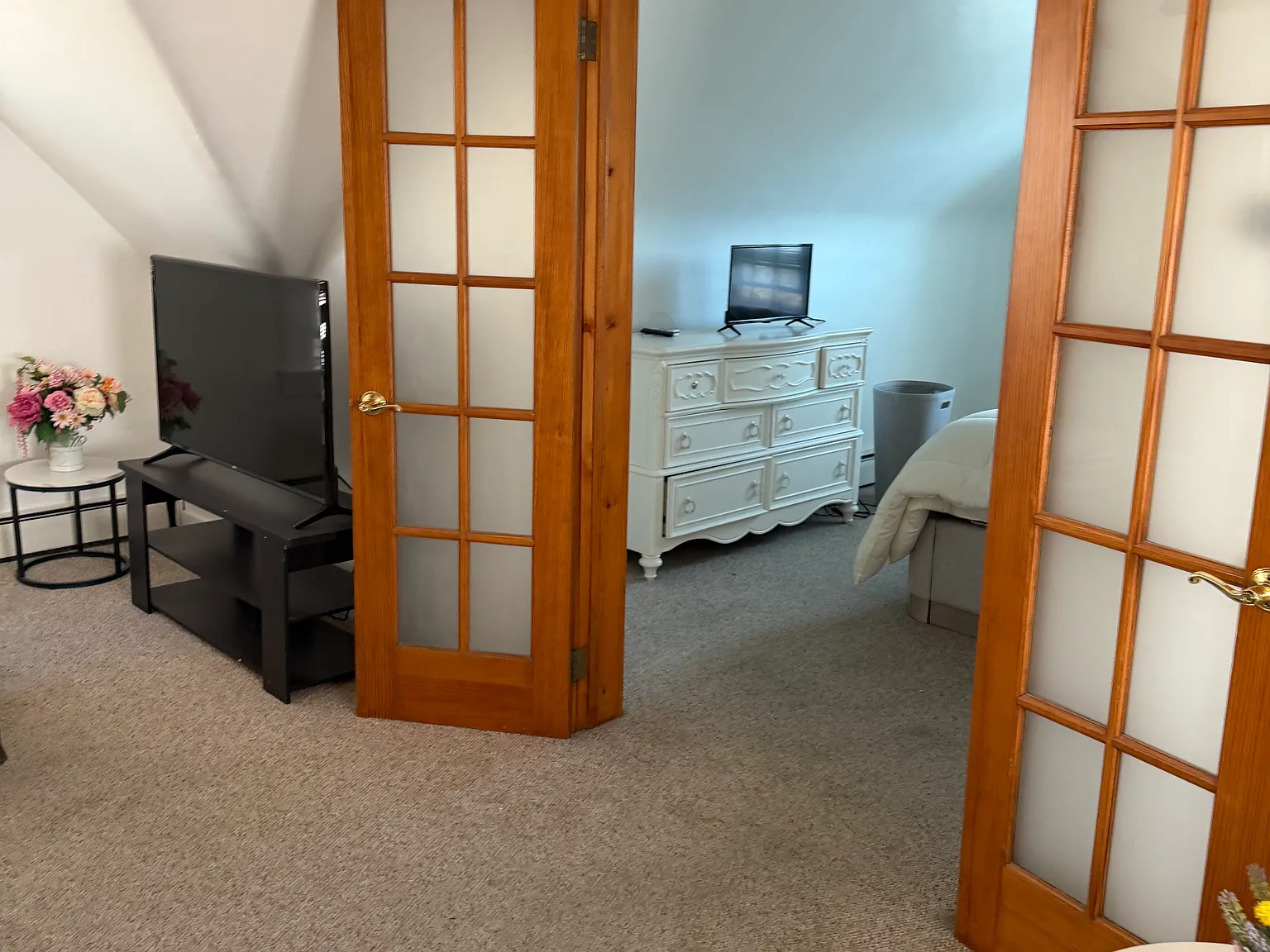 1 bed, 850 sqft, $2,135 — Photo 1