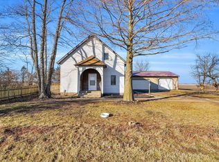 1654 E 2400 North Rd, Watseka, IL 60970