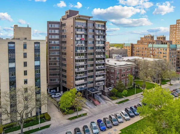 1919 North Summit AVENUE #6D, Milwaukee, WI 53202