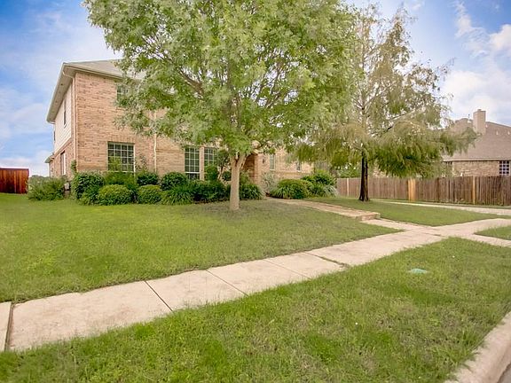2nd image of 2506 Breanna Way