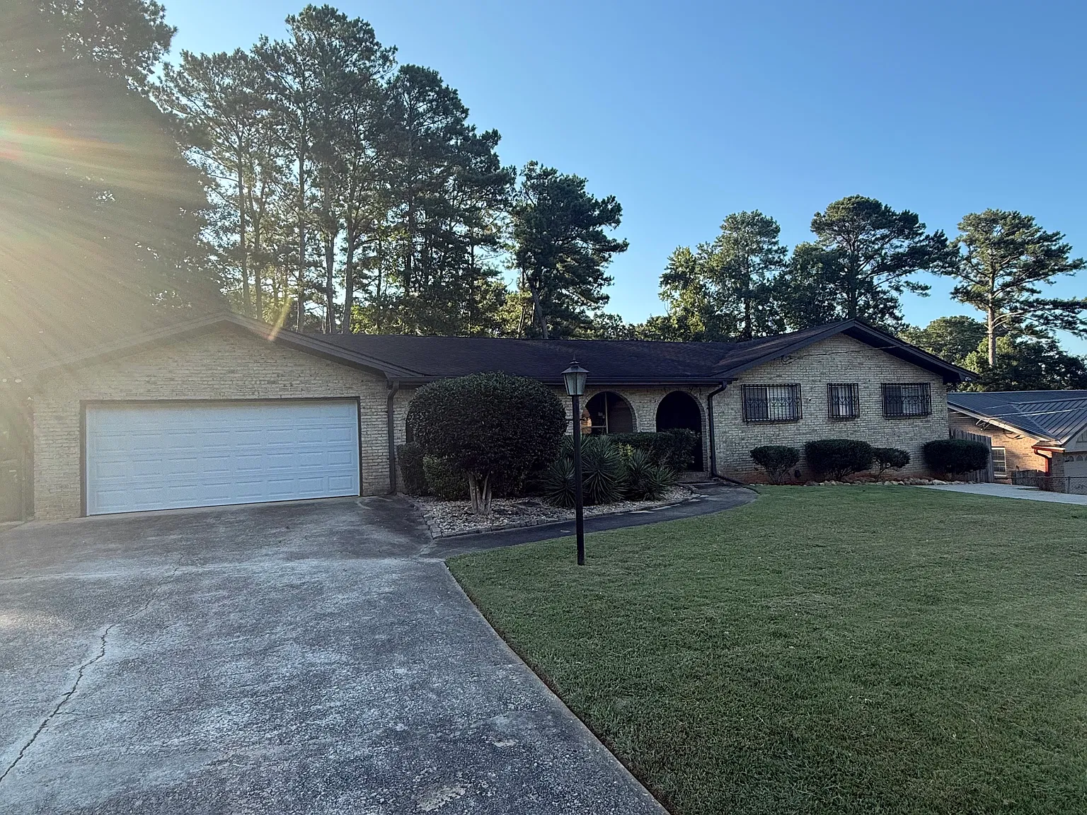 3 bed, 2.0 bath, 1783 sqft, $1,700 — Photo 1