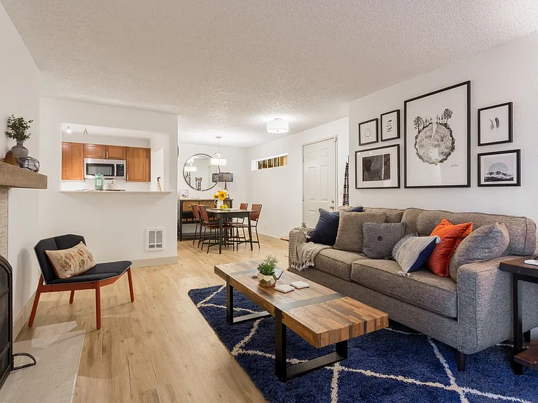 Artesia Apartments — Photo 6