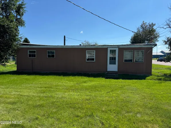 1819 4th Ave SW, Watertown, SD 57201