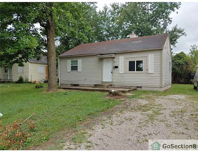 2310 Groff Ave photo 1