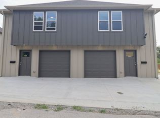 216 N Cleveland St #A, Sand Springs, OK 74063