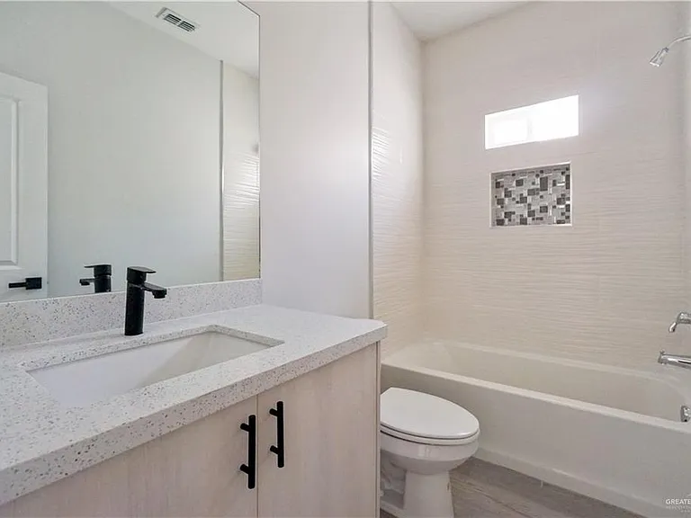 5601 Northwestern Ave #3 — Photo 12