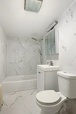 Rented by SERHANT. | media 7