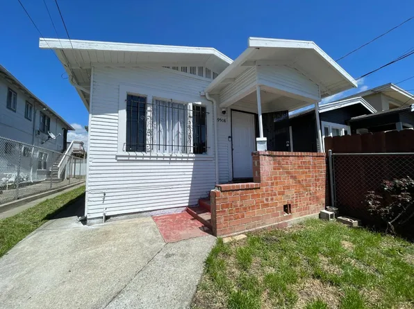 9508 Olive St, Oakland, CA 94603