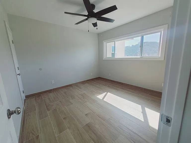 9949 Pinewood Ave — Photo 6