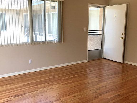 5th image of 118 N Lamer St #1-D