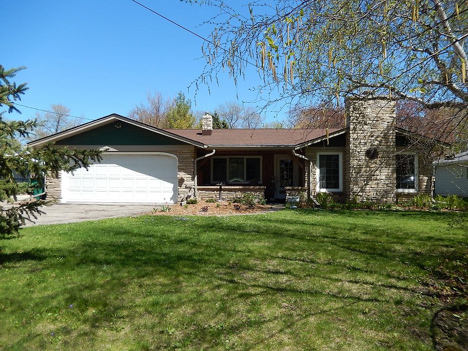 1st image of N7807 Lakeshore Dr