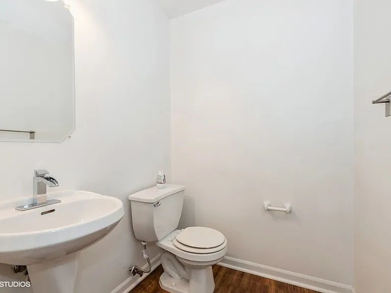 7-4 Four Seasons Ct — Photo 7