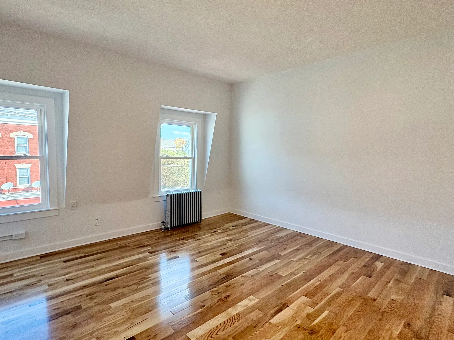2 bed, $2,200 — Photo 4