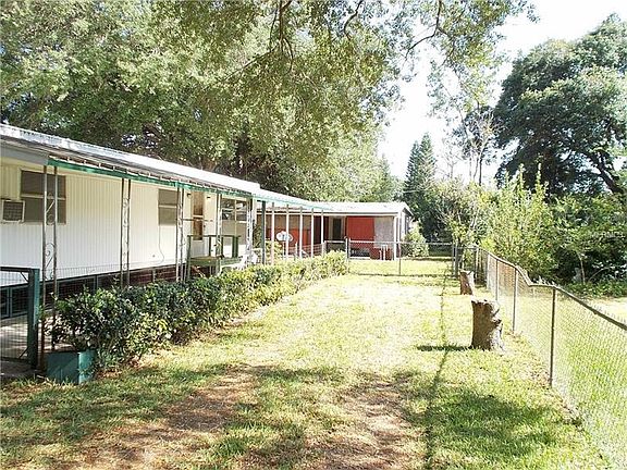4th image of 2161 Fruitland Park Cir