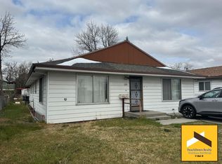 120 & 124 E Monroe Ave, Riverton, WY 82501